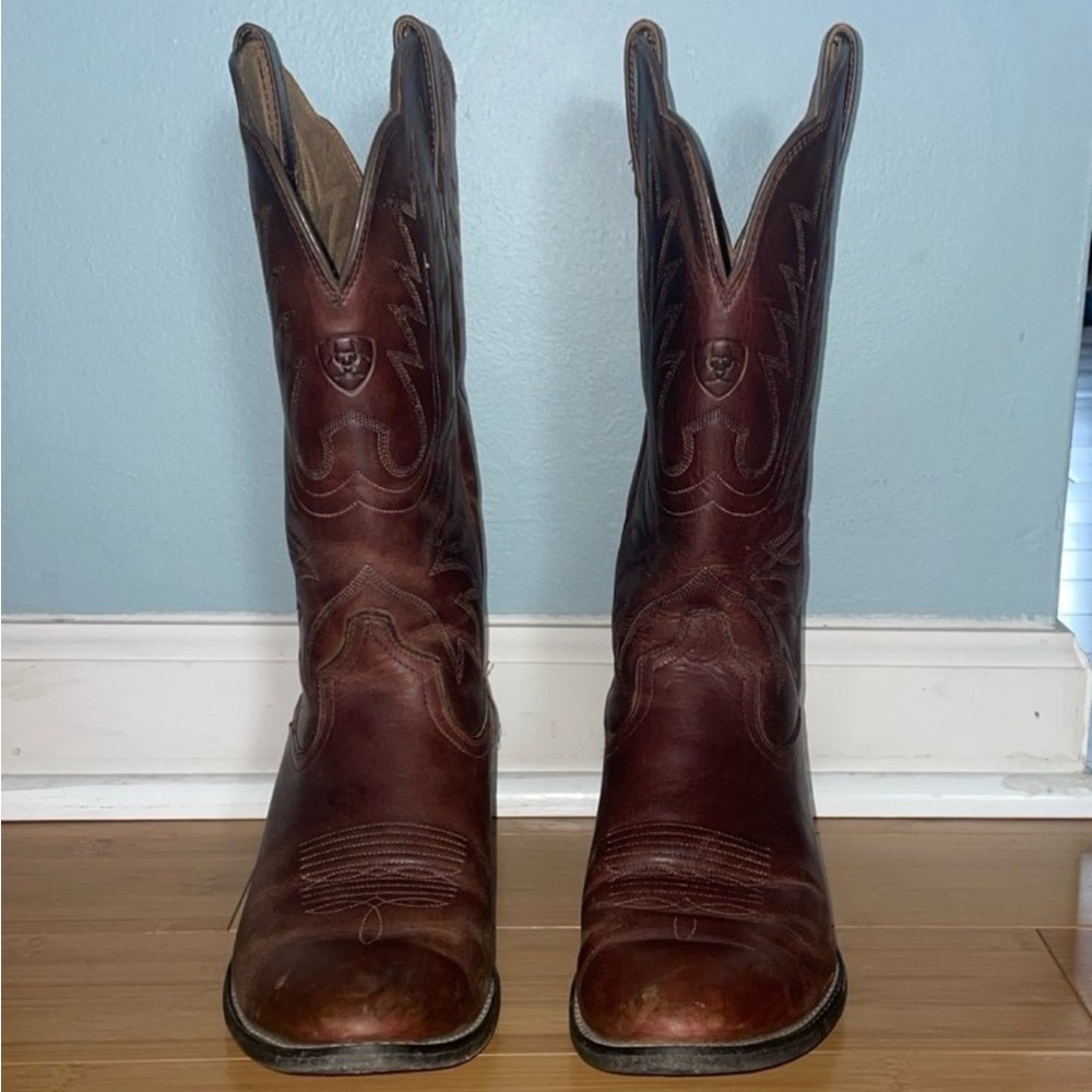 Wrist cowboy boots